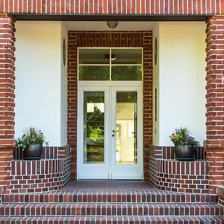 Hoeger * Boltenhagen